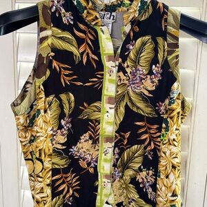 Faith Floral Button Down Sleeveless Shirt - Black and Green‎ large sequins